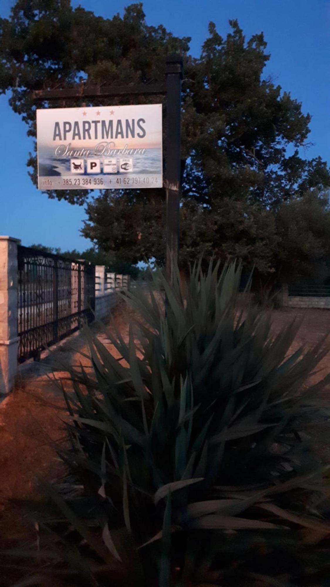 Apartments Santa Barbara Biograd Na Moru Eksteriør billede