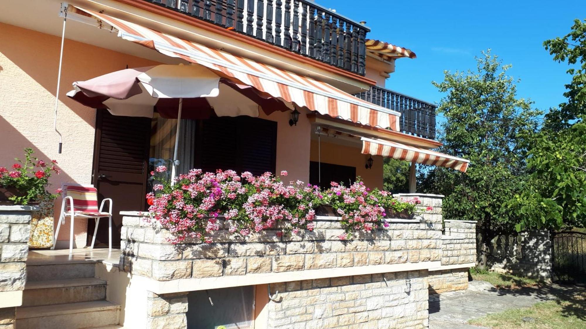Apartments Santa Barbara Biograd Na Moru Eksteriør billede