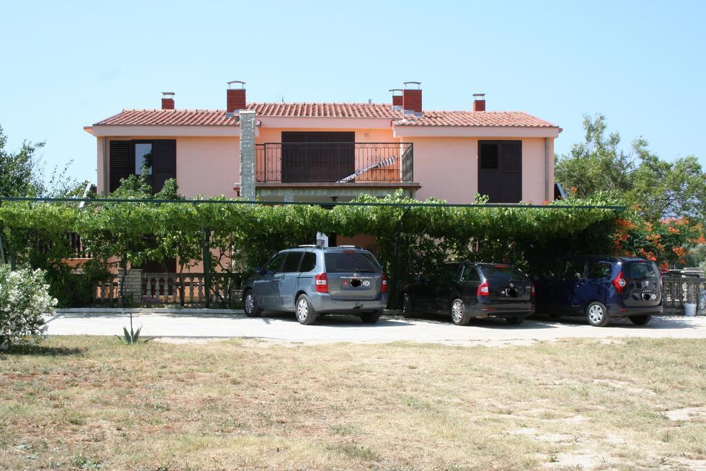 Apartments Santa Barbara Biograd Na Moru Eksteriør billede